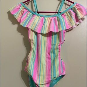 Girls swimsuit 7-8